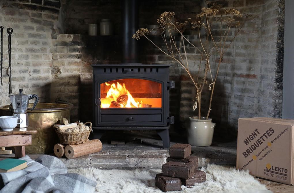 Next-Gen Softwood Bark Night Briquettes | Buy Quality Wood Fuel UK